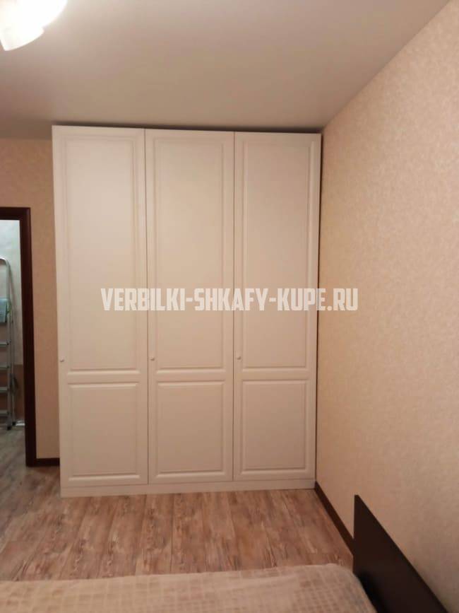 Распашные шкафы Вербилки