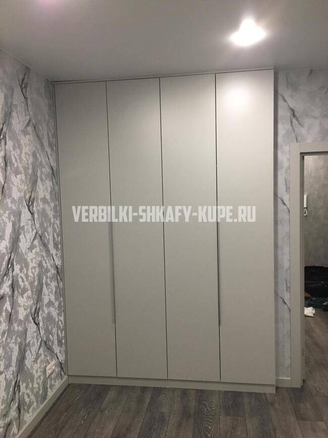 Распашные шкафы Вербилки