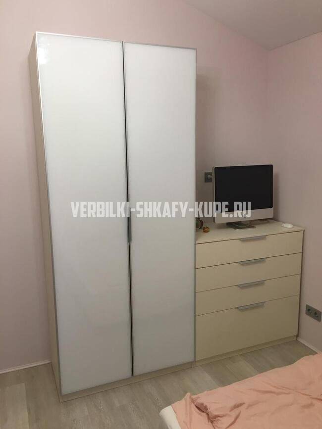 Распашные шкафы Вербилки